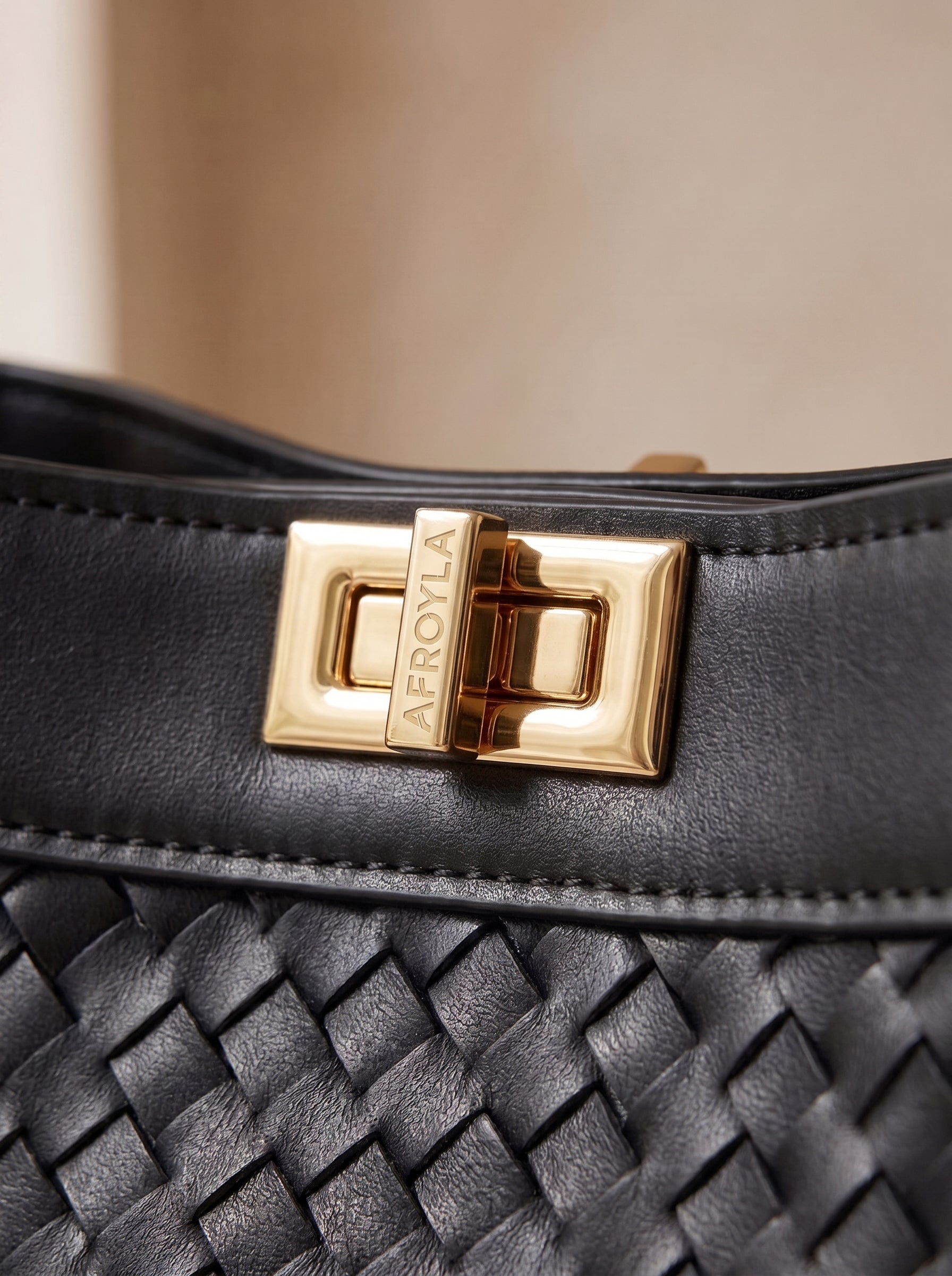 "Adaeze" Woven Bag