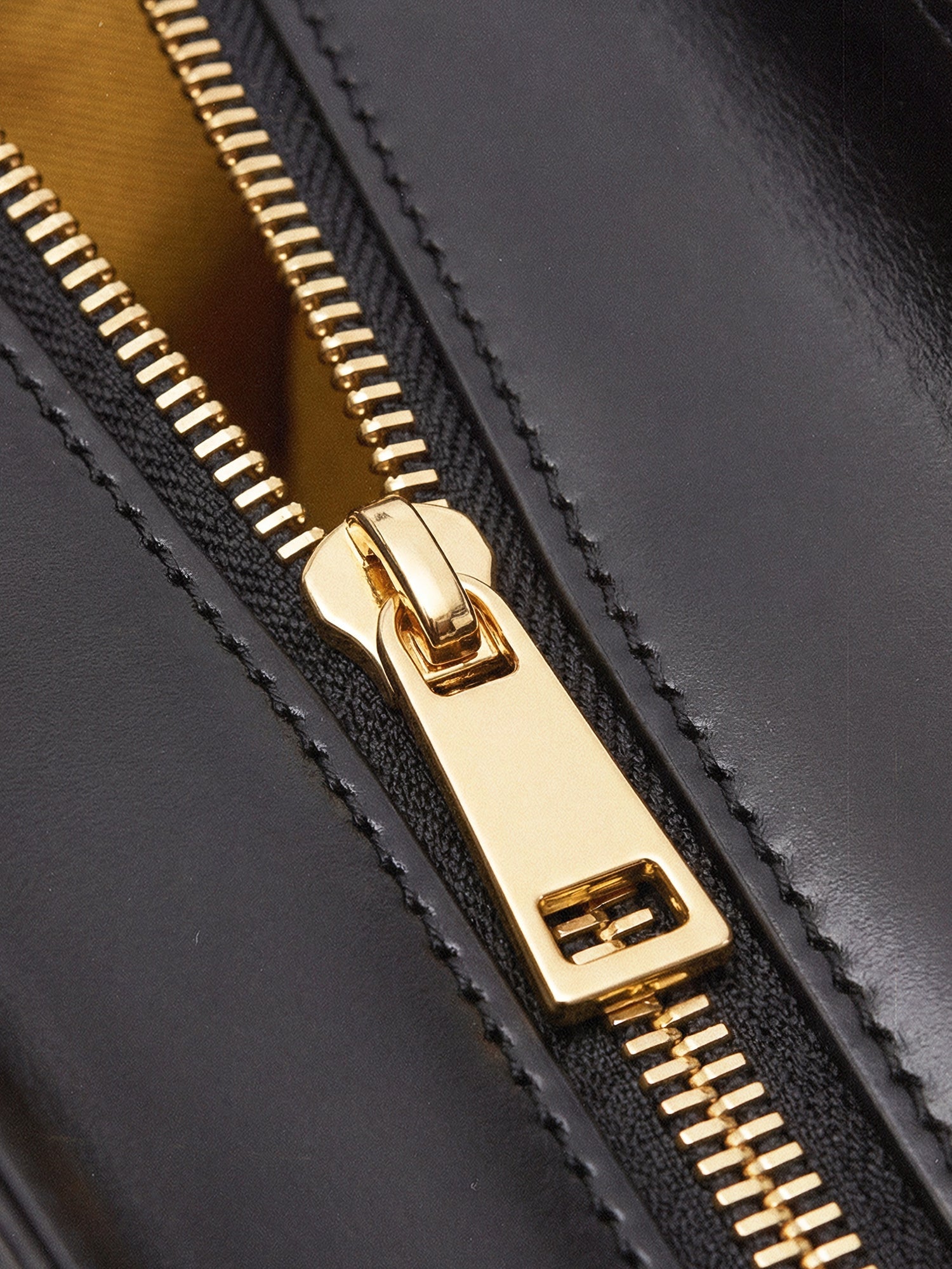 "Aina" Lime Pop Leather Handbag A250 Deal