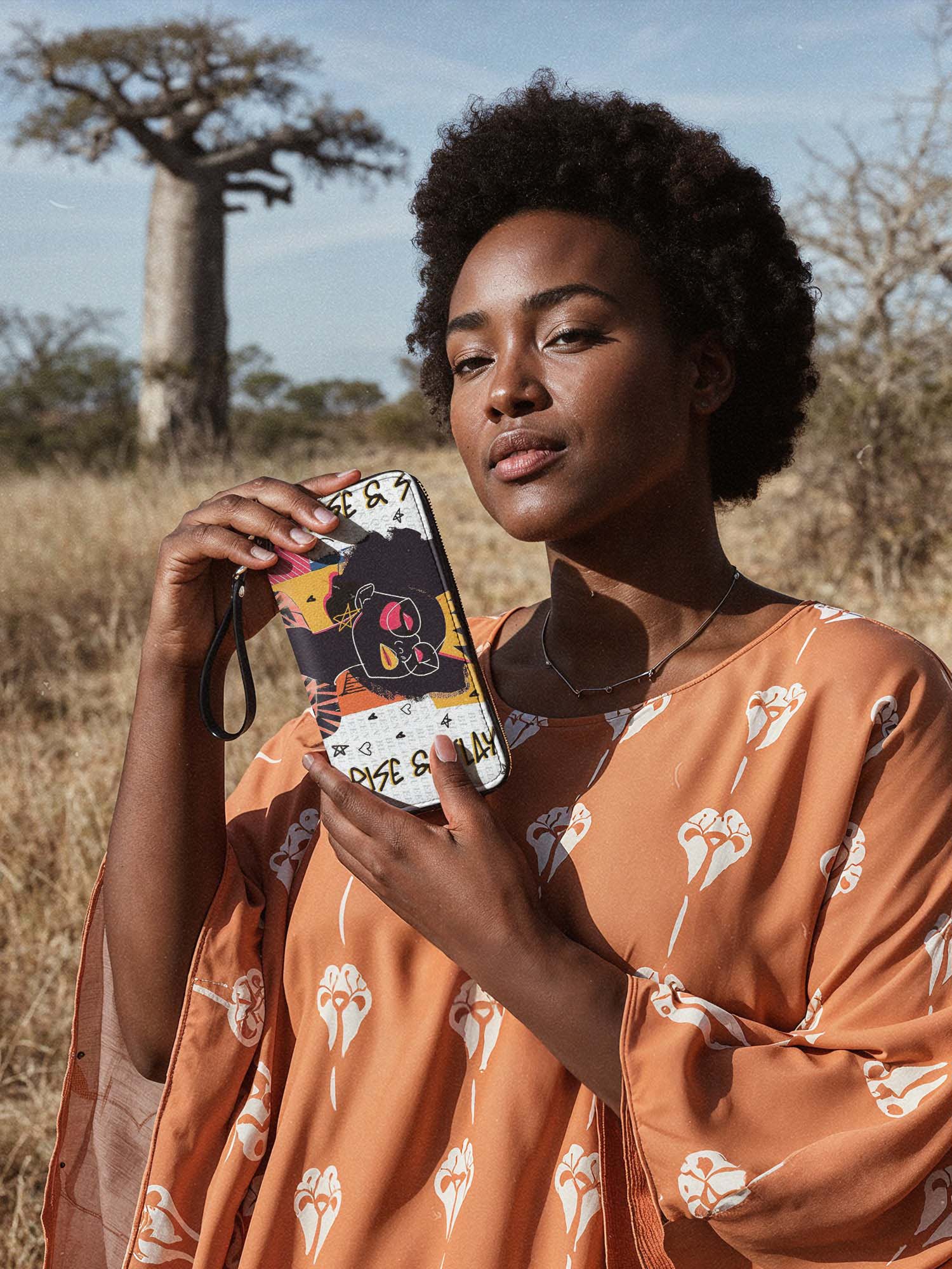 "Aina" Coconut White Wallet Deal