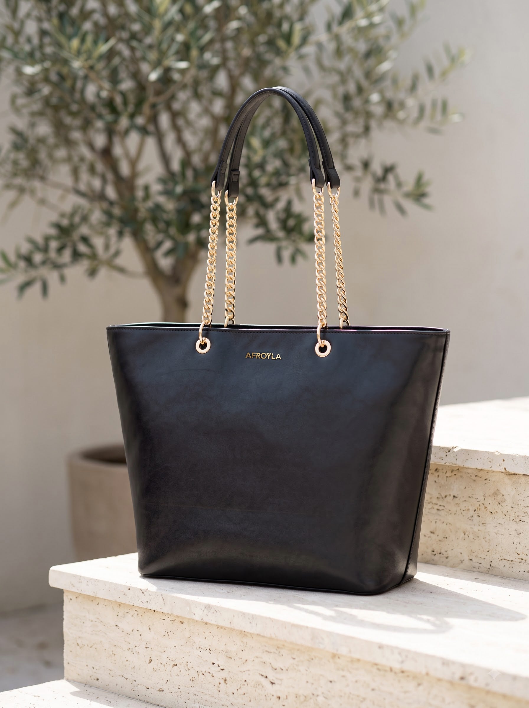 "Safiya" Black Chain Tote Bag
