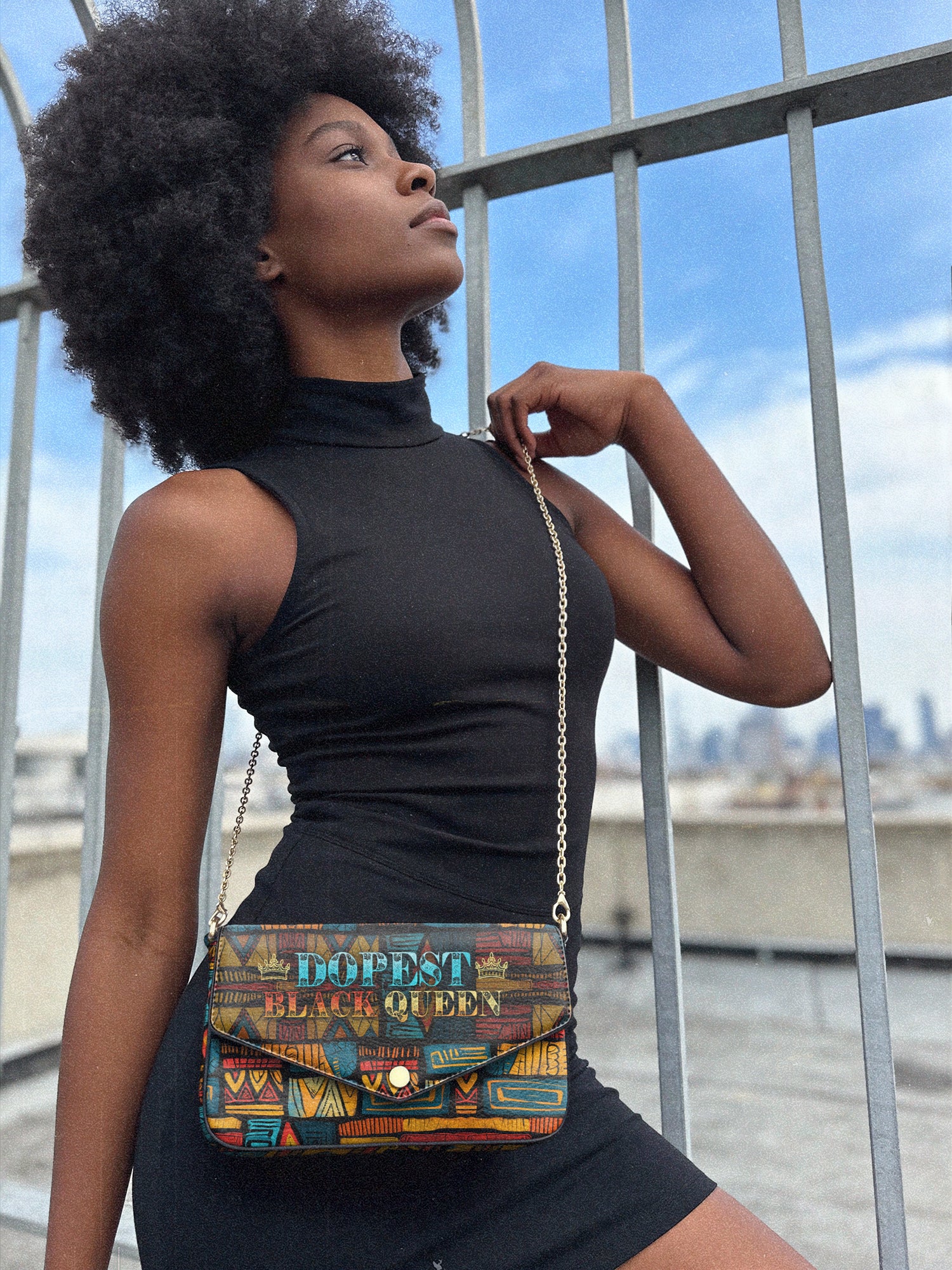 "Dopeya" Envelope Chain Crossbody Bag