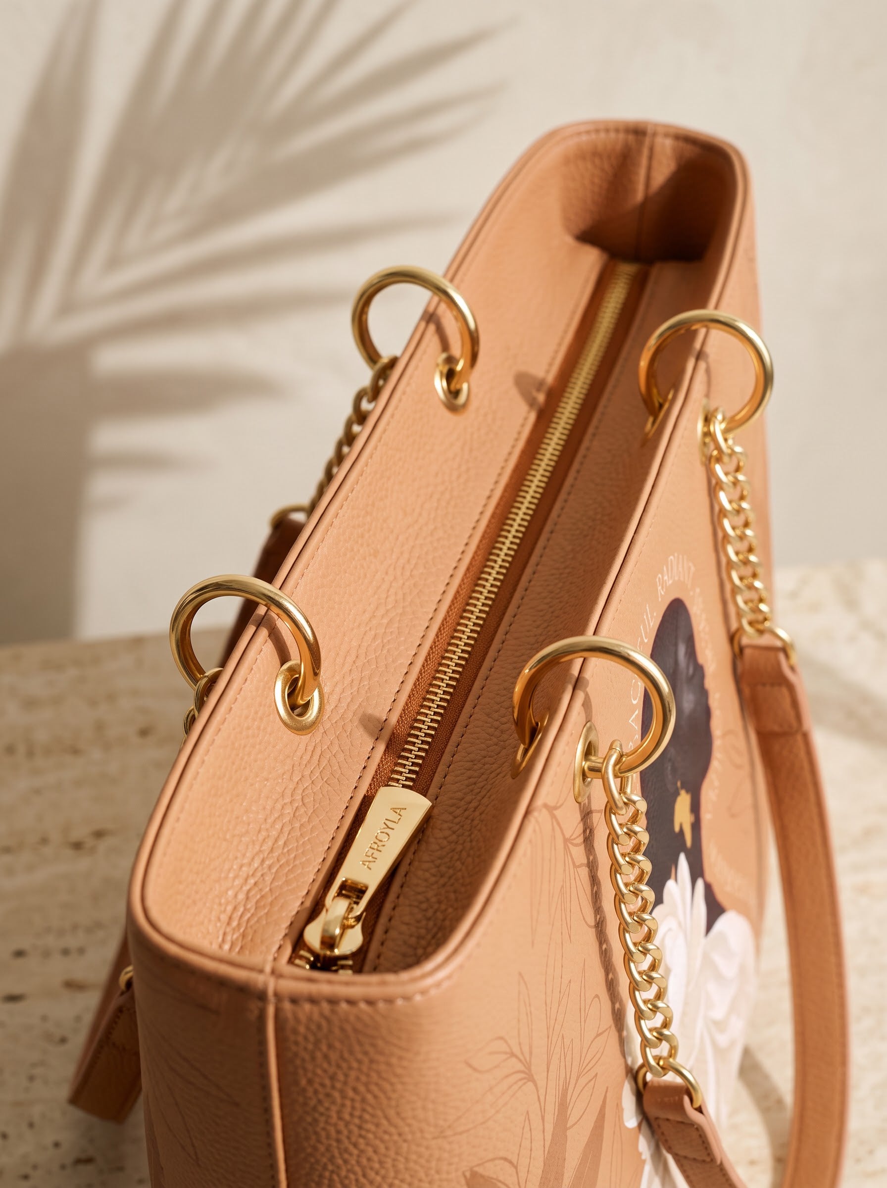 “Graceful” Chain Tote Bag