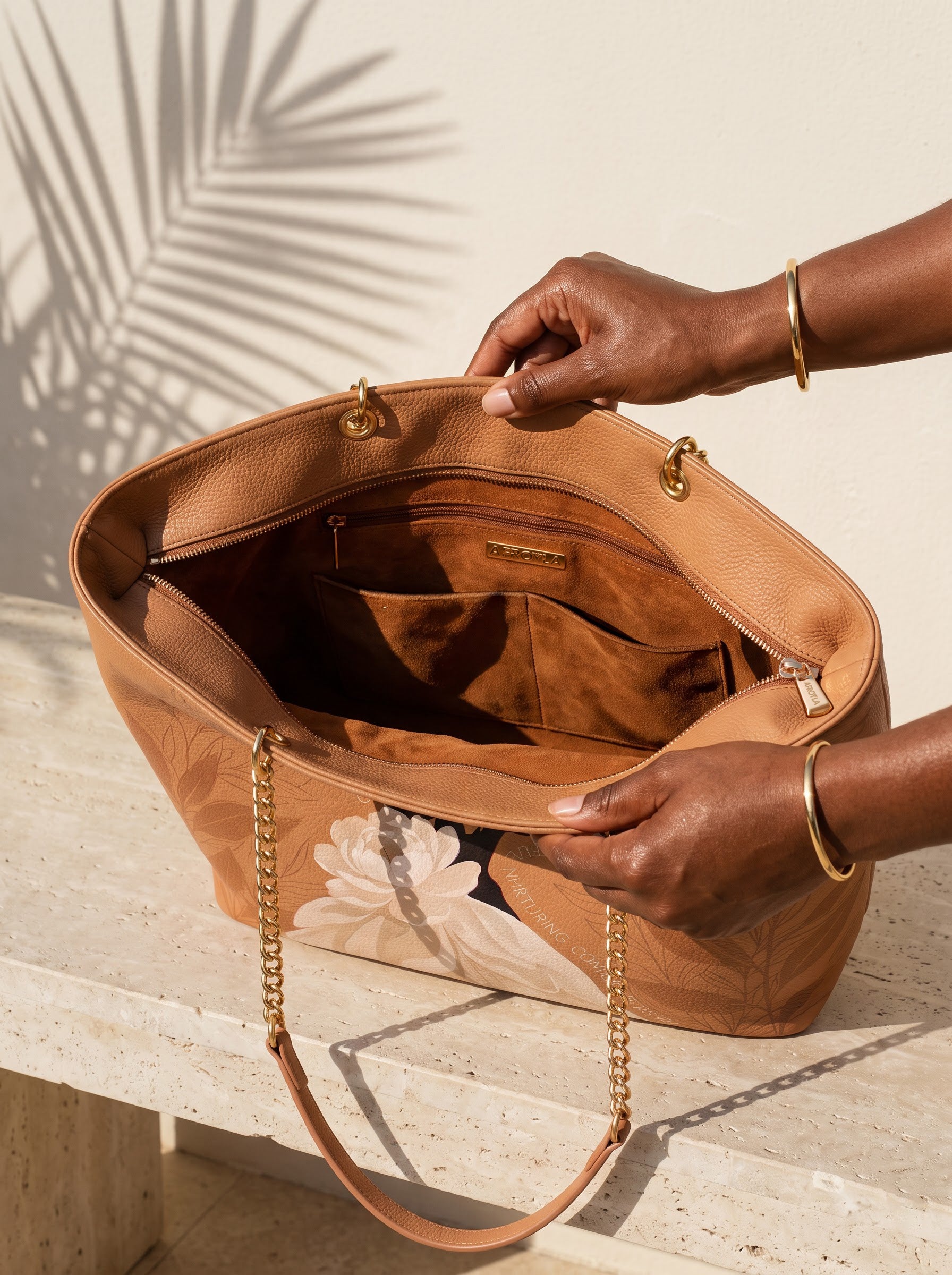 “Graceful” Chain Tote Bag