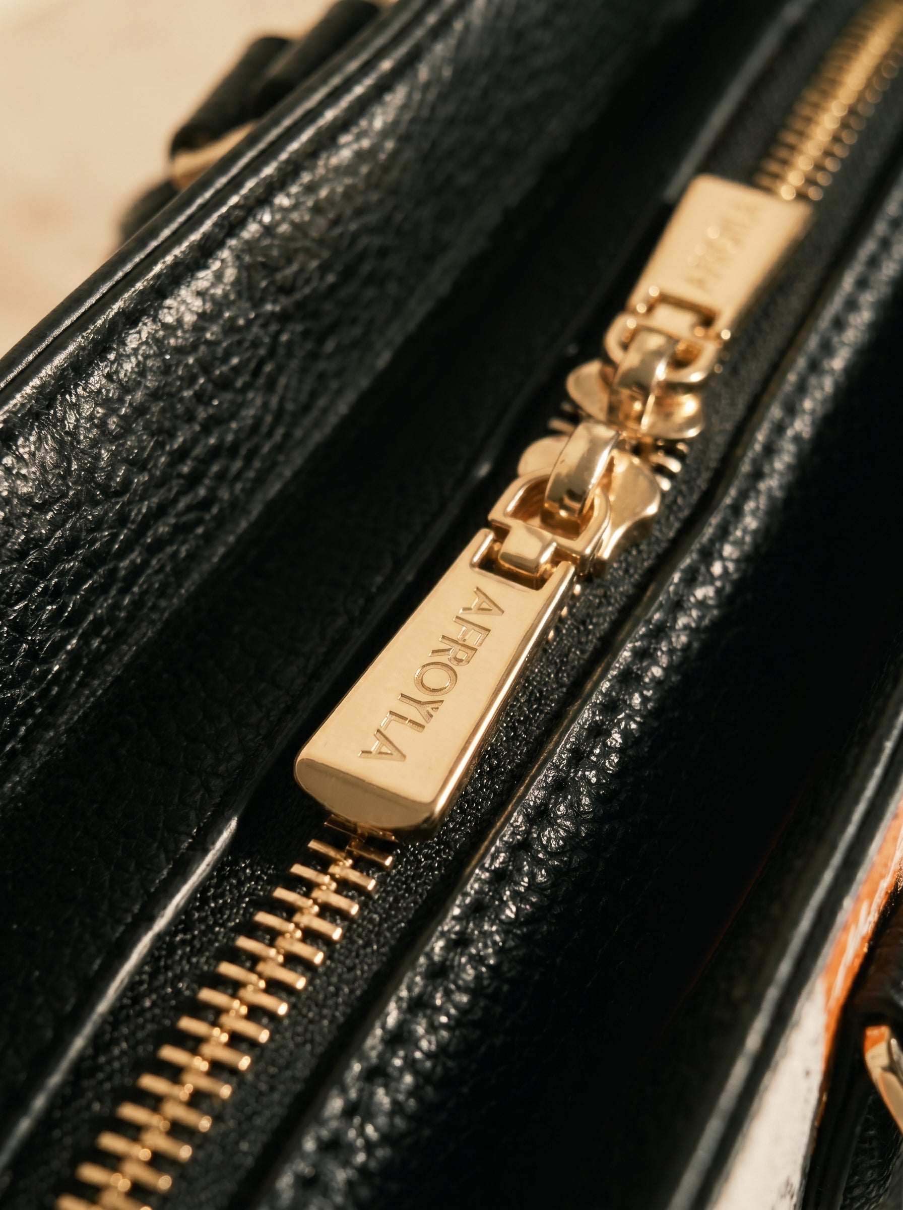 "Melani" Nembo Leather Handbag