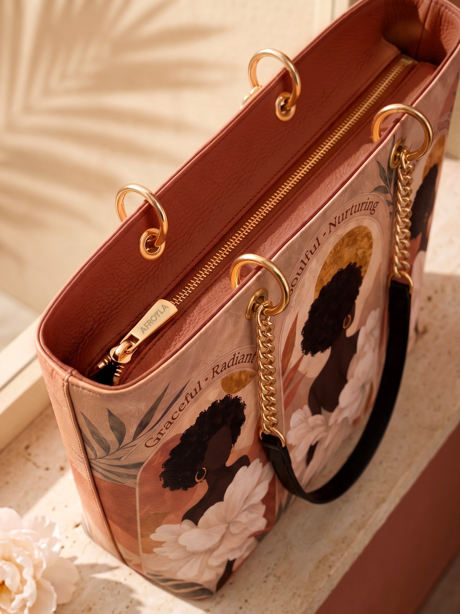 “Muse” Chain Tote Bag