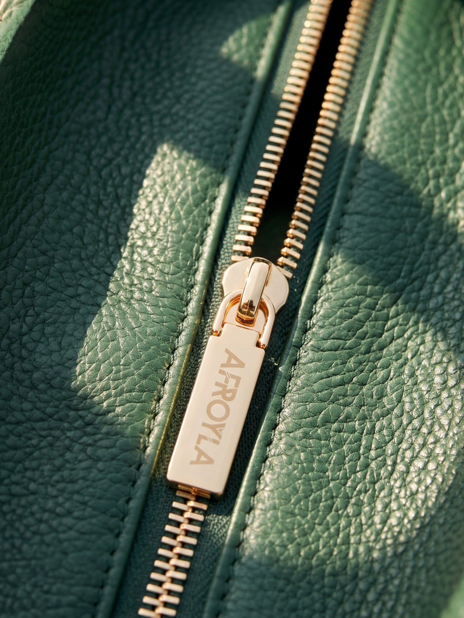 “Serenity” Chain Tote Bag