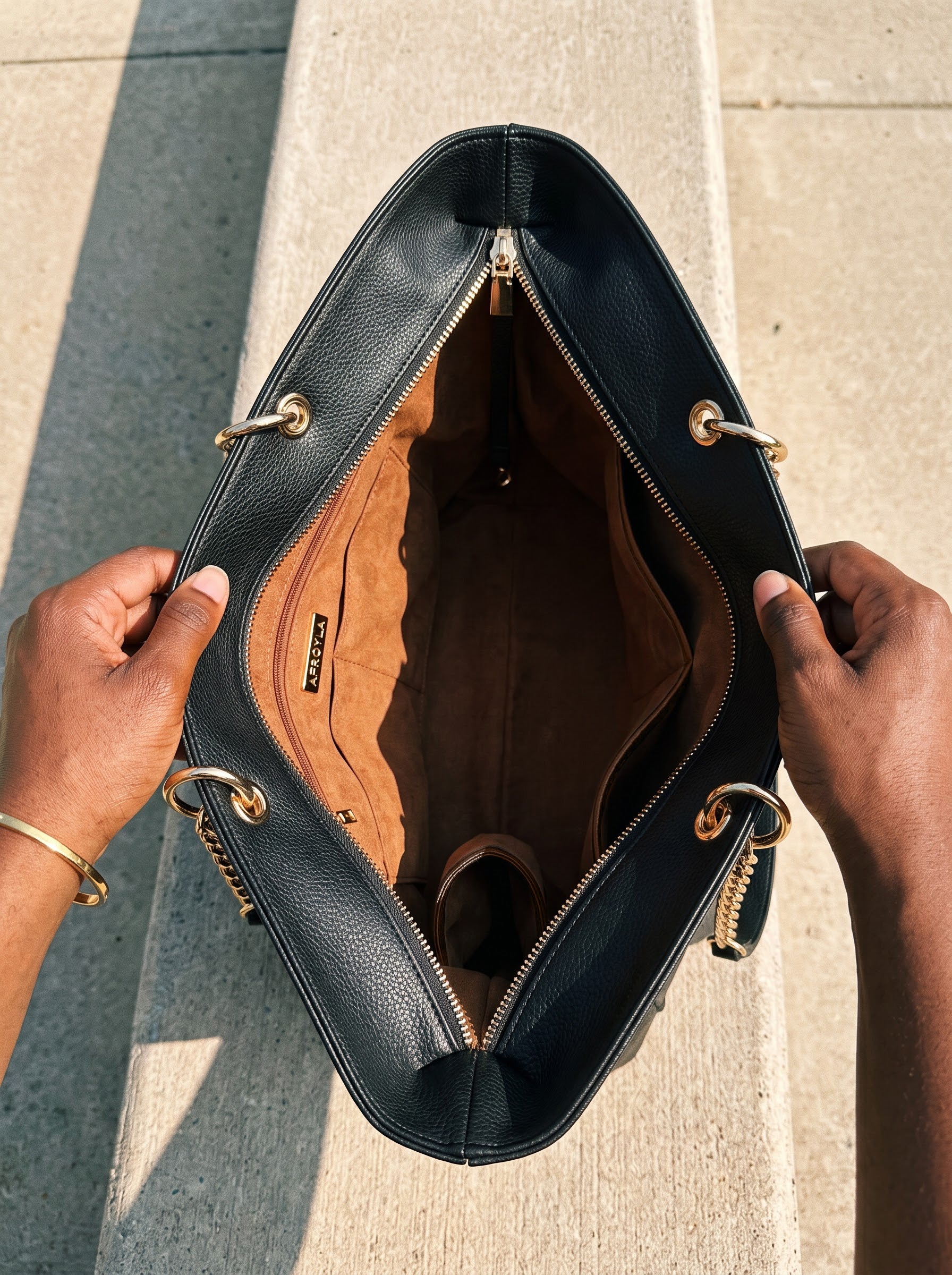“Zuri” Chain Tote Bag