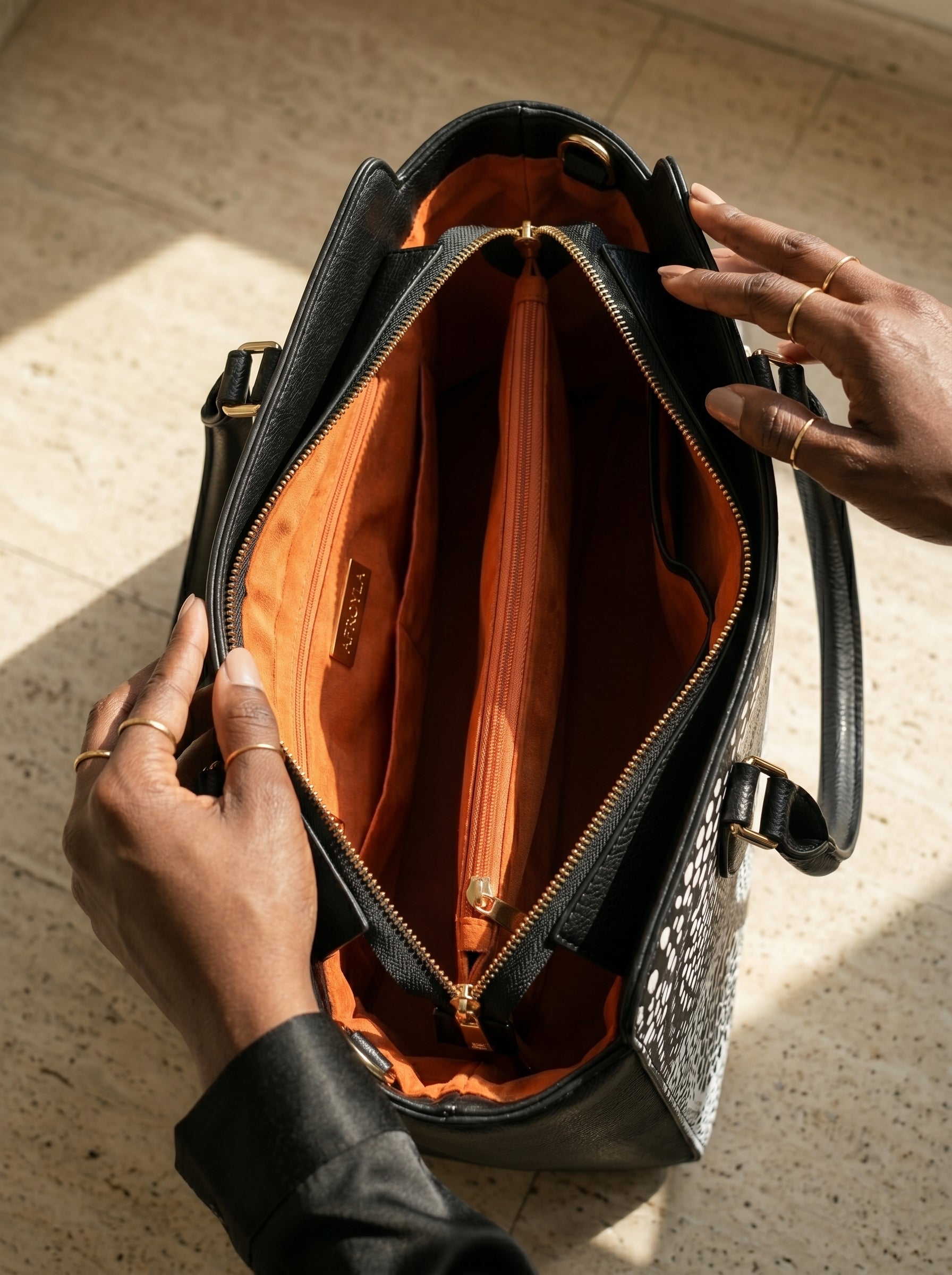 "Miraya" Nembo Leather Handbag