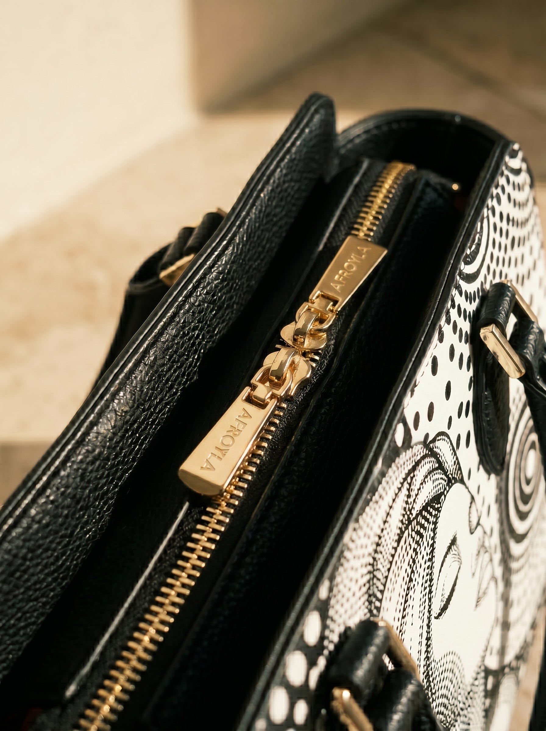 "Miraya" Nembo Leather Handbag