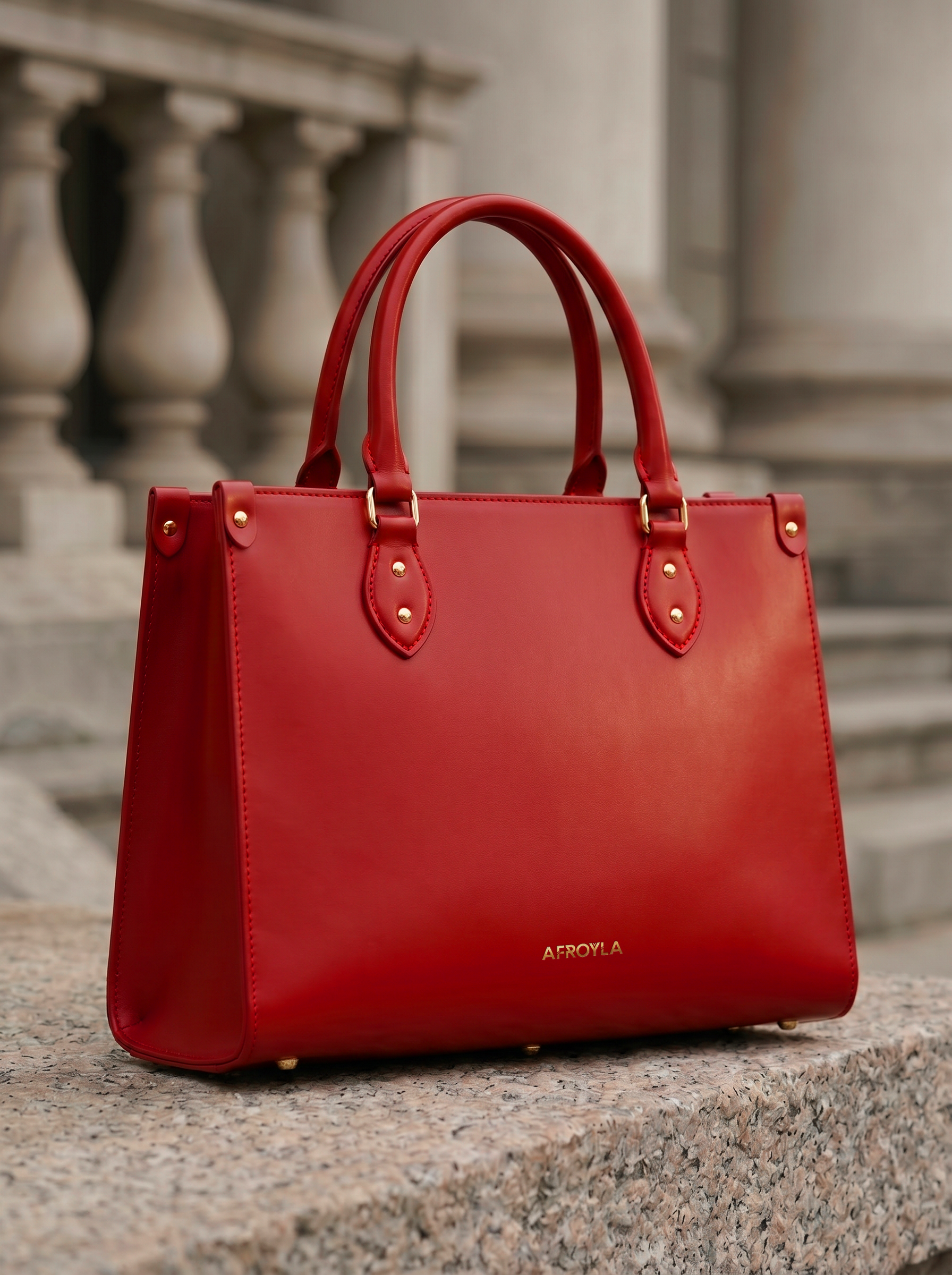 "Serwa" Red Leather Handbag