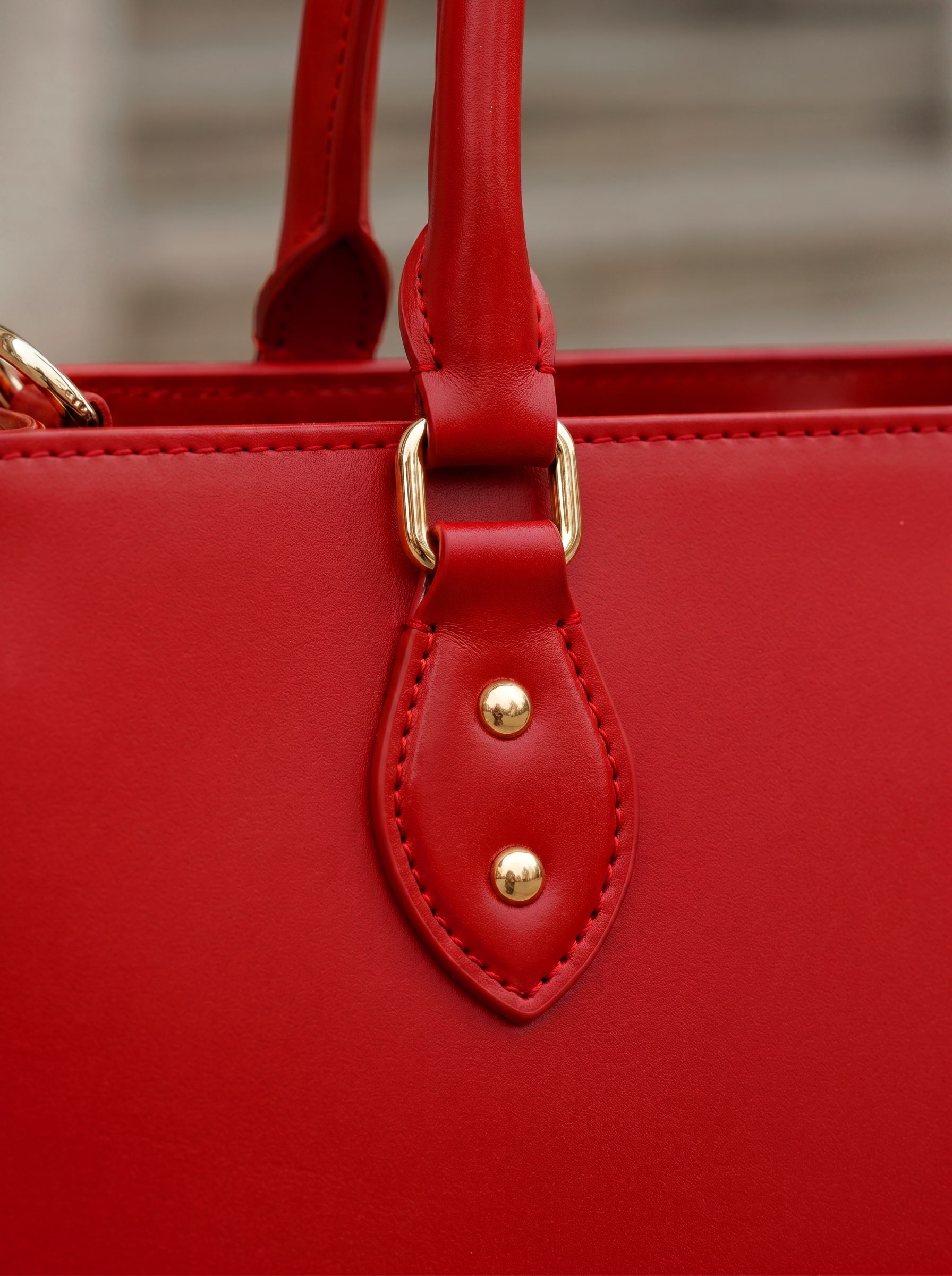 "Serwa" Red Leather Handbag